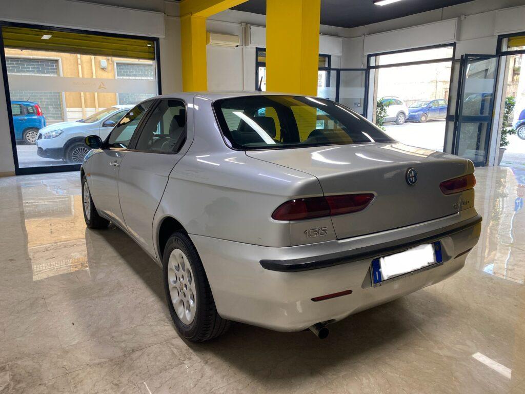 Alfa Romeo 156 1.9 JTD cat Distinctive 81KW 110CV